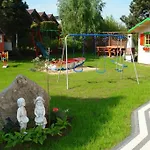 Nad Morzem, Jas