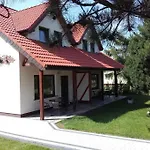Nad Morzem, Jas Apartman