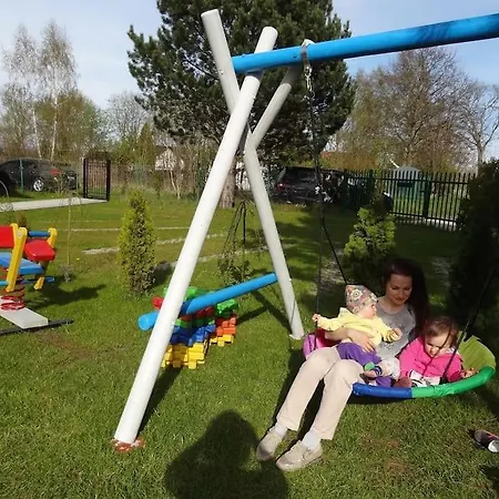 Nad Morzem, Jas 公寓 *