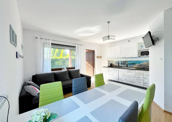 Nad Morzem, Jas Sarbinowo